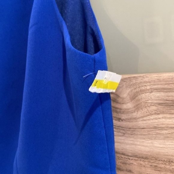 NWT Haryln Flare Leg Crepe Jumpsuit - Picture 7 of 12